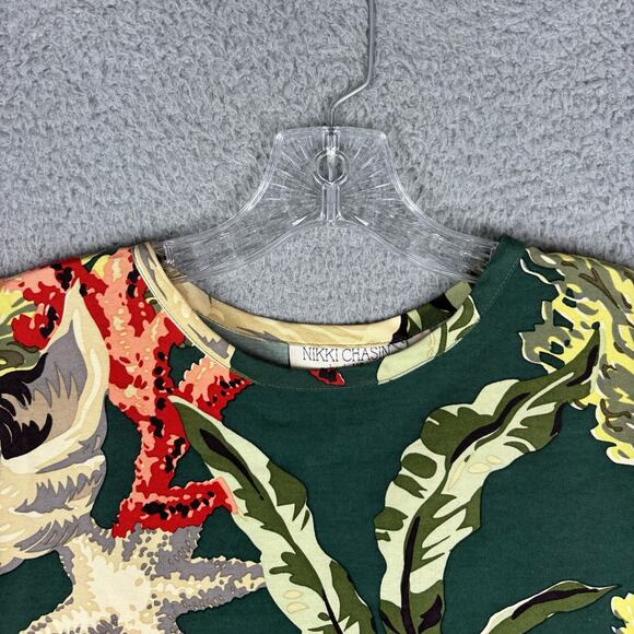 Nikki Chasin Top Women’s Small Multicolor 100% Silk Coral Sea Shells Stars Artsy - Picture 3 of 9